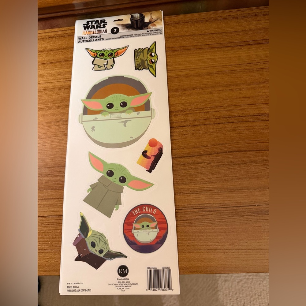 Star Wars Mandalorian Set of 7 Wall Stickers - The Child Baby Yoda New!